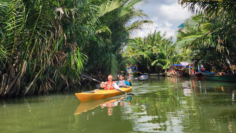 Rowing SUP/KAYAK from the ancient town to the mangrove forest (3)